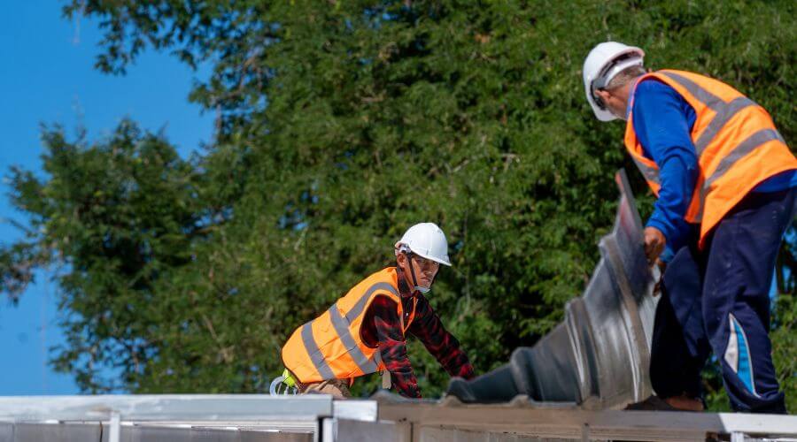 Expert Emergency Roof Repairs services in Harper, KS